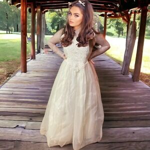 Jessica McClintock Antique Wedding Dress Lace Tulle Size 11/12 fits Like 10